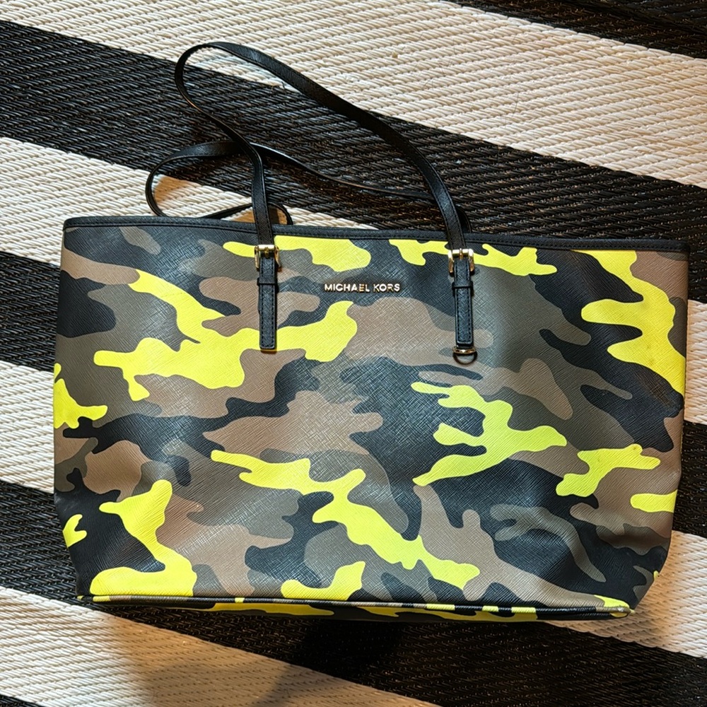 Michael Kors camouflage tote bag